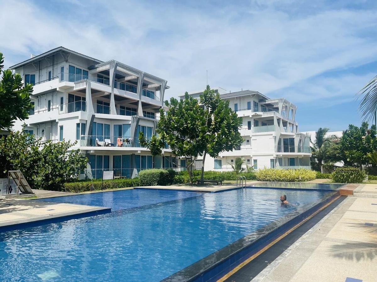 Trincomalee Ocean Front Condos Kültér fotó