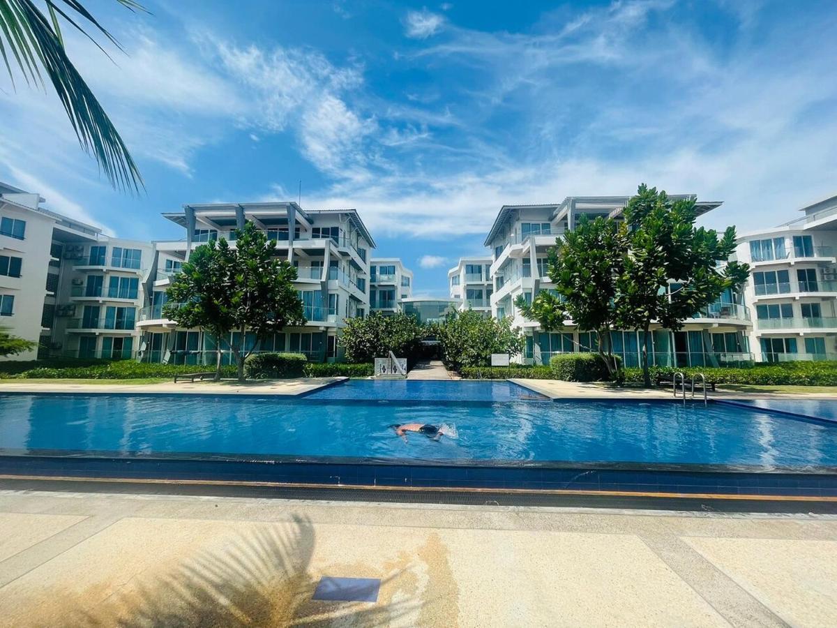 Trincomalee Ocean Front Condos Kültér fotó
