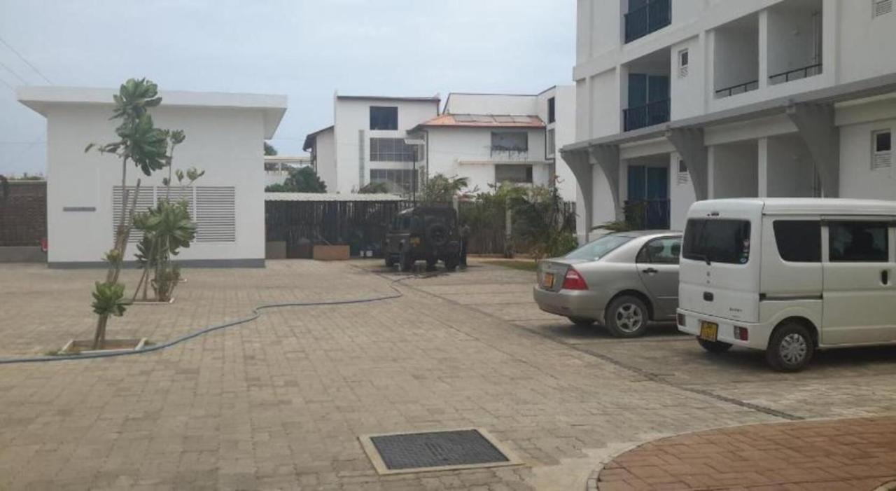 Trincomalee Ocean Front Condos Kültér fotó