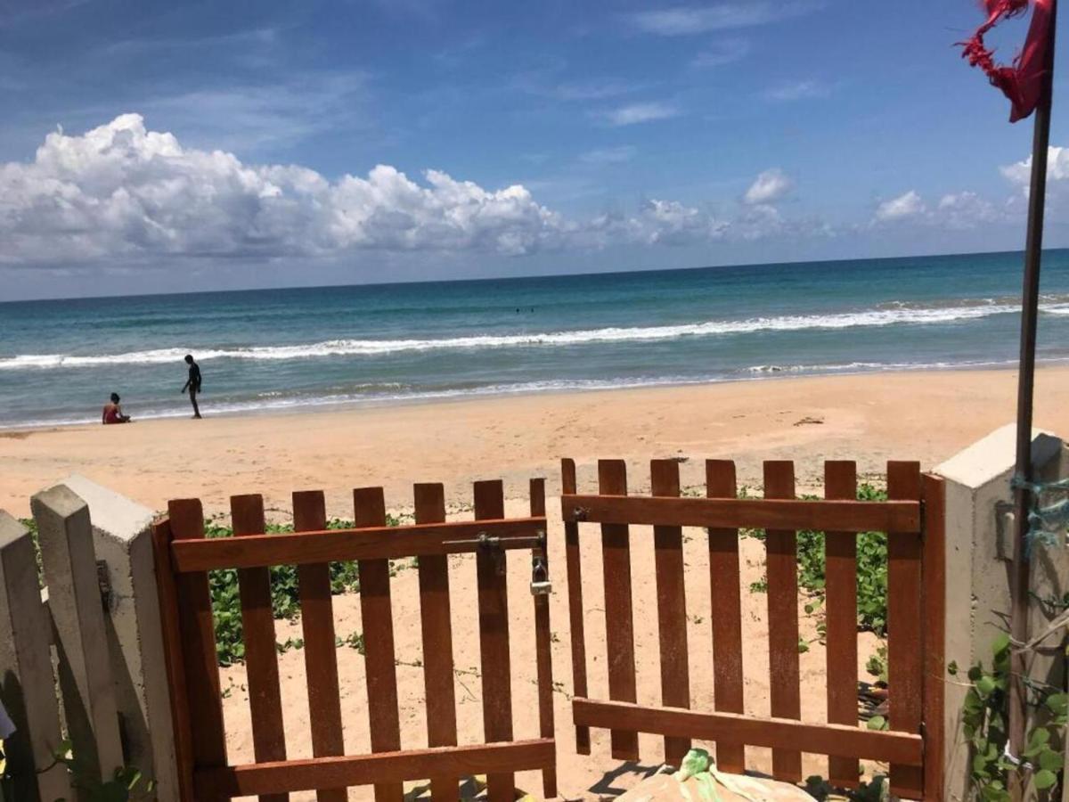 Trincomalee Ocean Front Condos Kültér fotó