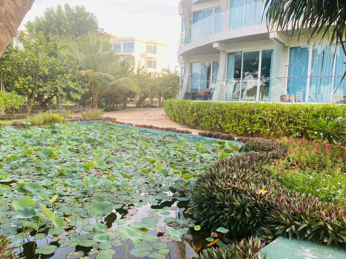 Trincomalee Ocean Front Condos Kültér fotó